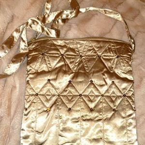 🎯 Old Navy Gold Crossbody Bag NWOT